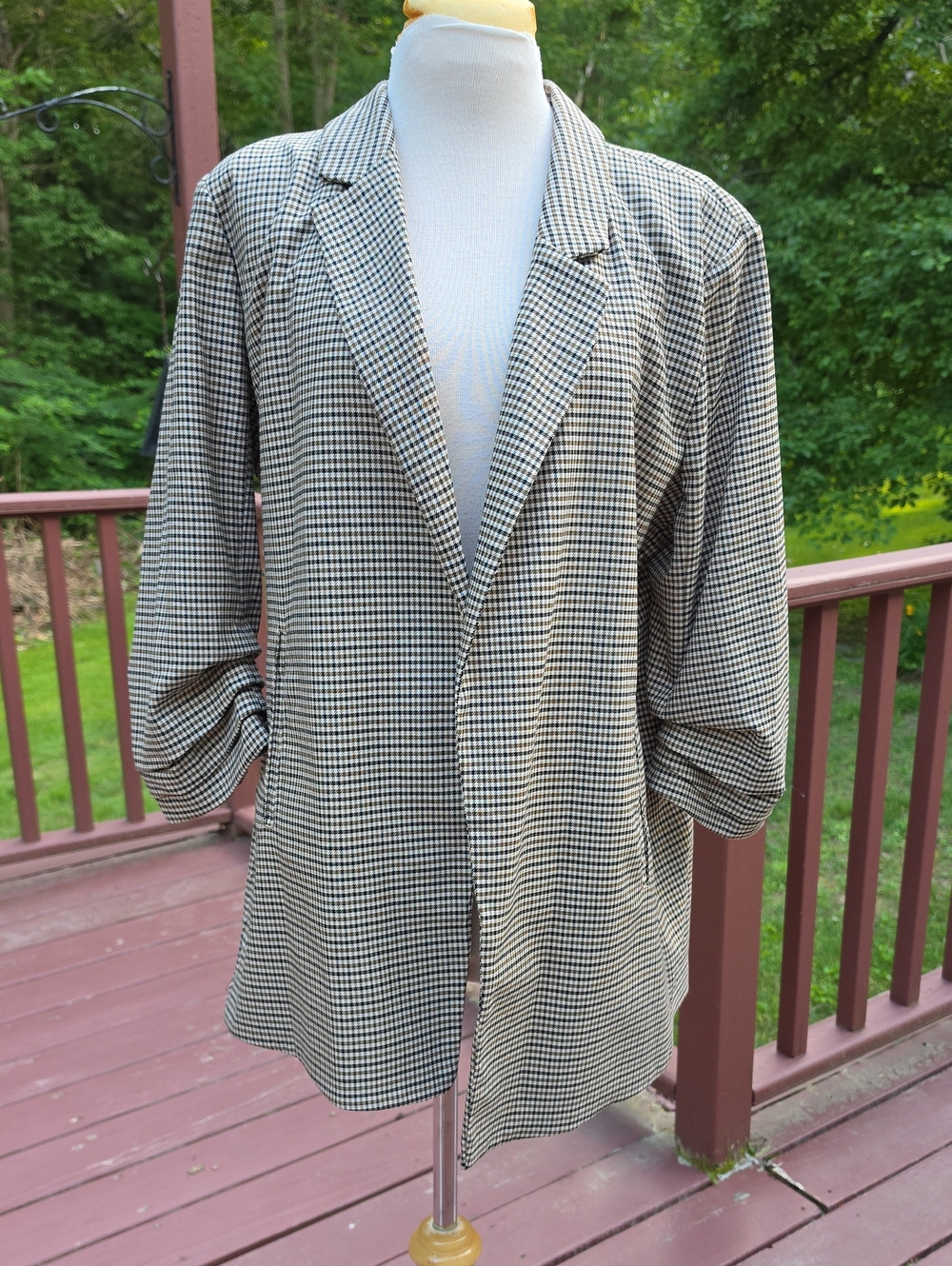 Rachel Zoe XL check open front ruched sleeve hem blazer.